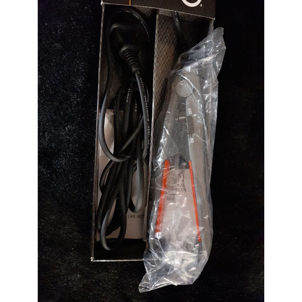 Mini Flat Irons by LAVA FLO, NWT - Picture 3 of 5